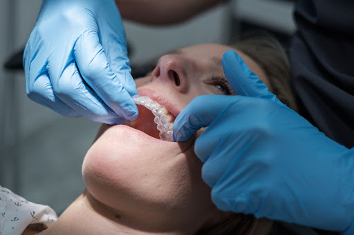 Orthodontiste Cannes : Dr Steven.Hayat logo