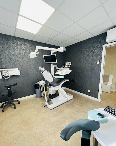 Centre dentaire et d'orthodontie Palaiseau Gare logo